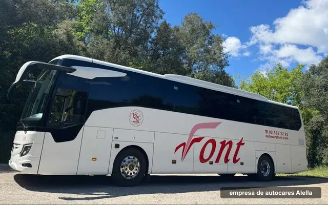 AUTOCARS FONT SEGUR VIATGES ALELLA, empresa d'autocars a Alella