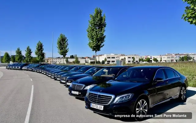 AutoLux, empresa d'autocars a Sant Pere Molanta