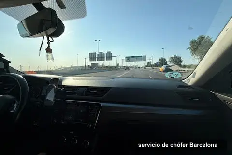 Royal Falcon Limo, servei de xofer a Barcelona (2)